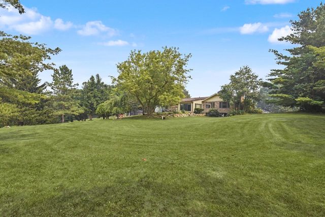 W7676 Stacey LANE, Whitewater, WI 53190