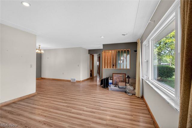 147 Georgette Drive, Grafton, OH 44044