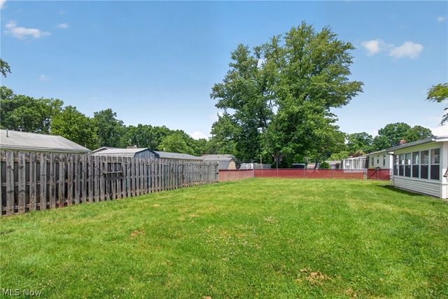 147 Georgette Drive, Grafton, OH 44044