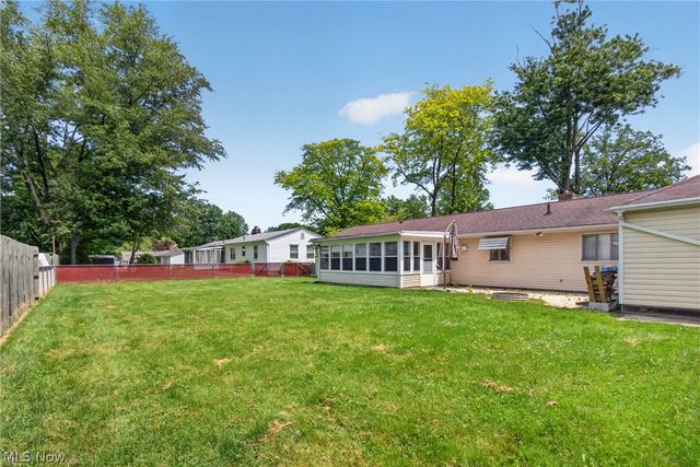 147 Georgette Drive, Grafton, OH 44044