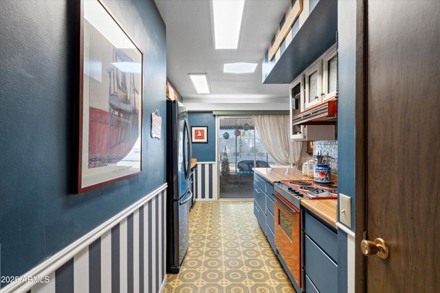 10410 W CAMPANA Drive, Sun City, AZ 85351