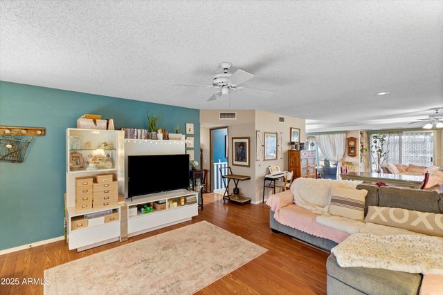 10410 W CAMPANA Drive, Sun City, AZ 85351