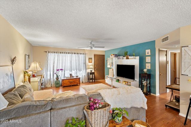 10410 W CAMPANA Drive, Sun City, AZ 85351