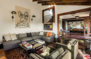 2820 Westshire Drive, Los Angeles, CA 90068