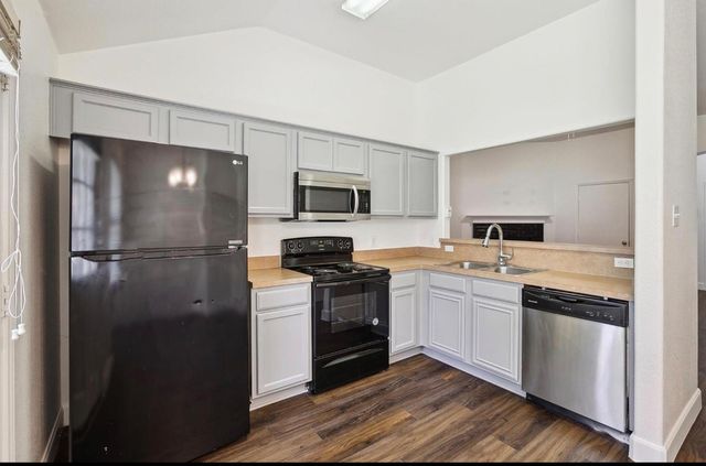 1446 Sax Leigh Drive, Dallas, TX 75241