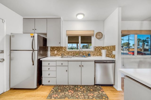 77265 California Drive, Palm Desert, CA 92211