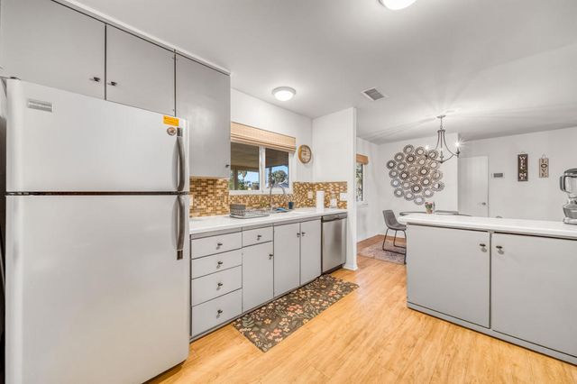 77265 California Drive, Palm Desert, CA 92211