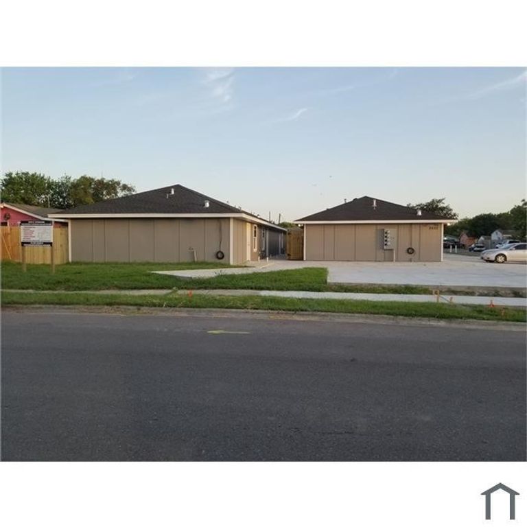 2937 Ruth St, Corpus Christi, TX 78405