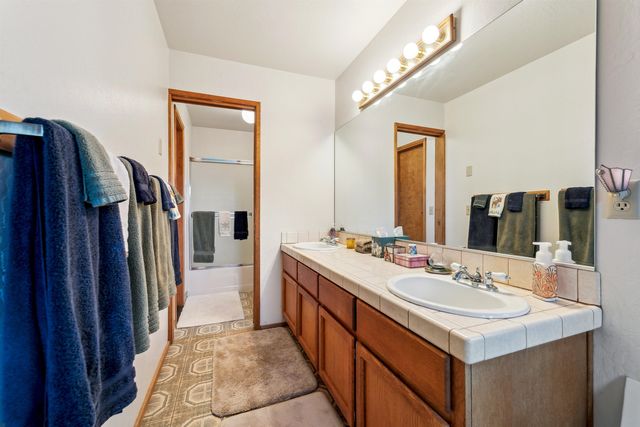 12611 Muhlebach Way, Truckee, CA 96161