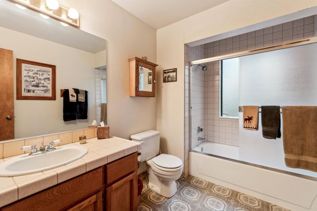 12611 Muhlebach Way, Truckee, CA 96161