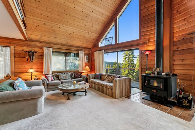 12611 Muhlebach Way, Truckee, CA 96161