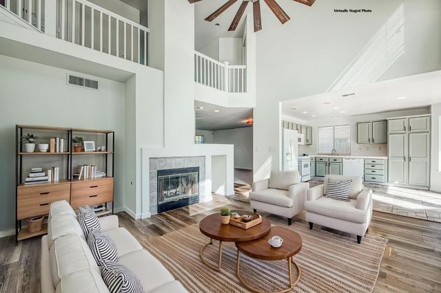 2836 Griffith Avenue, Clovis, CA 93611