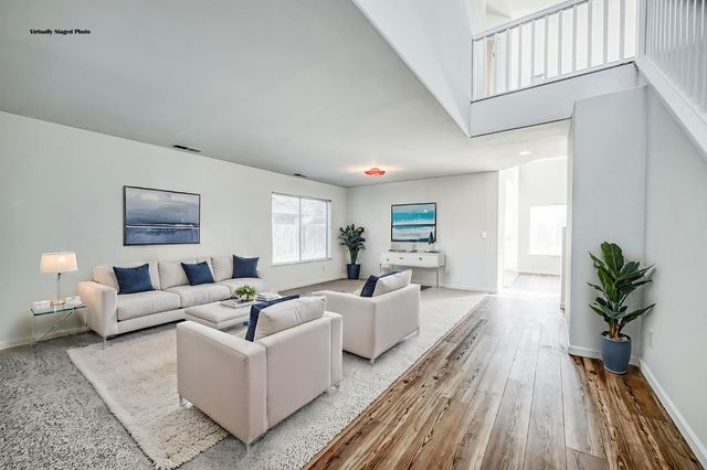 2836 Griffith Avenue, Clovis, CA 93611