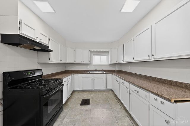 1954 Maple Avenue, Norwood, OH 45212