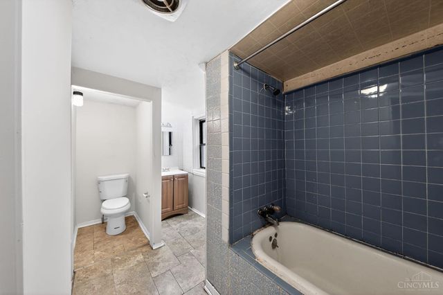 1954 Maple Avenue, Norwood, OH 45212
