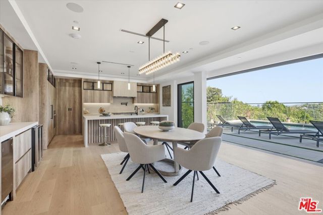 16800 Oak View Drive, Encino (los Angeles), CA 91436