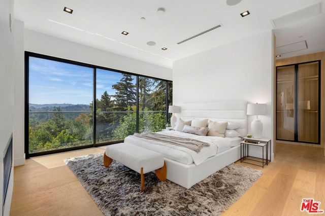 16800 Oak View Drive, Encino (los Angeles), CA 91436