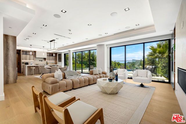 16800 Oak View Drive, Encino (los Angeles), CA 91436