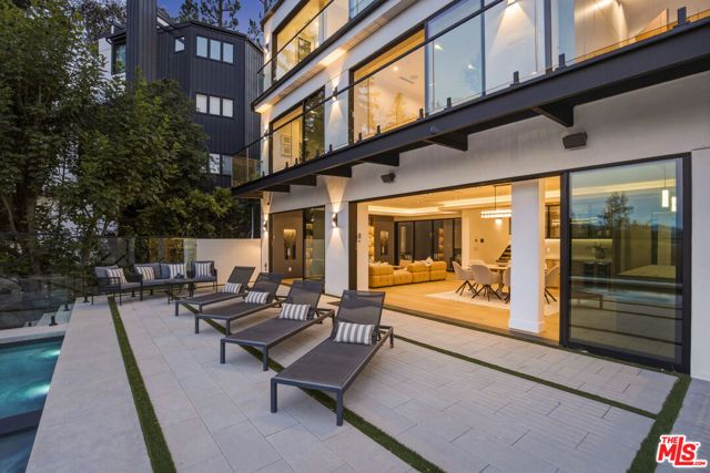 16800 Oak View Drive, Encino (los Angeles), CA 91436