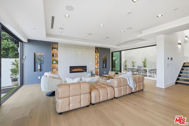 16800 Oak View Drive, Encino (los Angeles), CA 91436