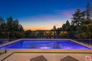 16800 Oak View Drive, Encino (los Angeles), CA 91436