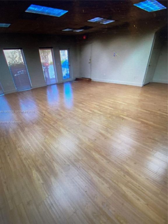 3705 NW 115th Ave 4, Doral, FL 33178