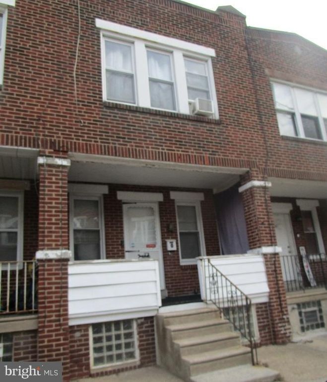 Image 2 of property listing at 2081 ANCHOR ST, Philadelphia, PA 19124
