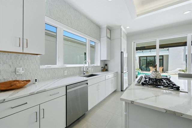 5935 REDBAY BOULEVARD, Bradenton, FL 34210