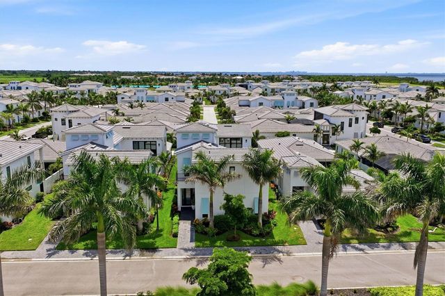 5935 REDBAY BOULEVARD, Bradenton, FL 34210