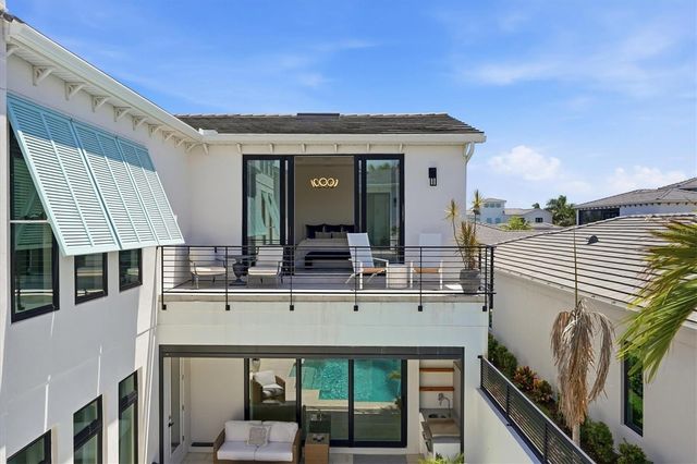 5935 REDBAY BOULEVARD, Bradenton, FL 34210