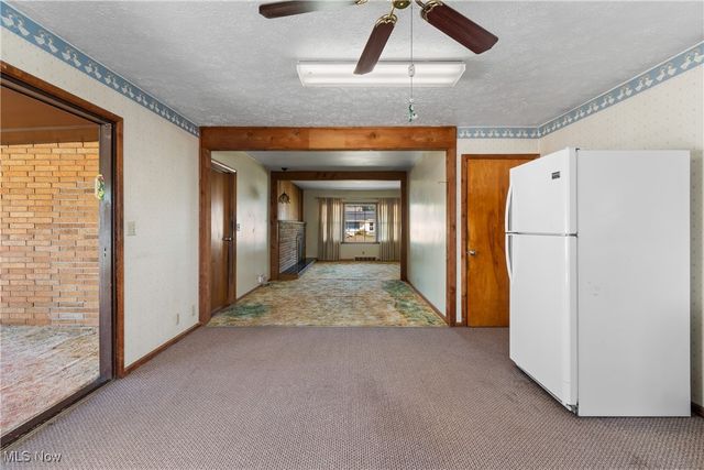 1638 Harden Drive, Barberton, OH 44203