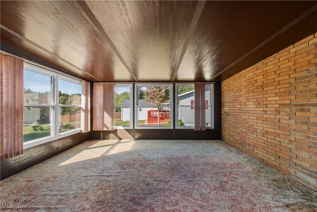 1638 Harden Drive, Barberton, OH 44203