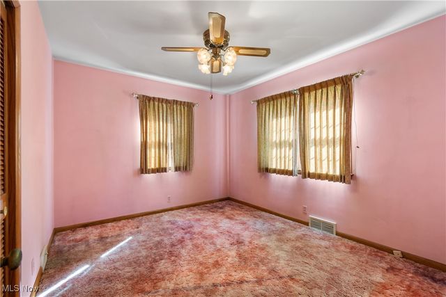 1638 Harden Drive, Barberton, OH 44203