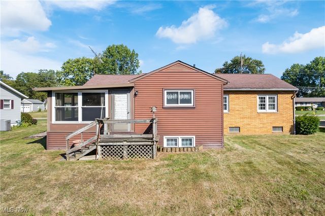 1638 Harden Drive, Barberton, OH 44203