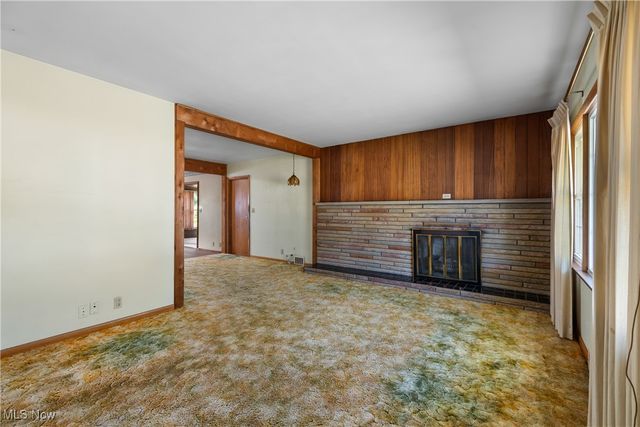 1638 Harden Drive, Barberton, OH 44203