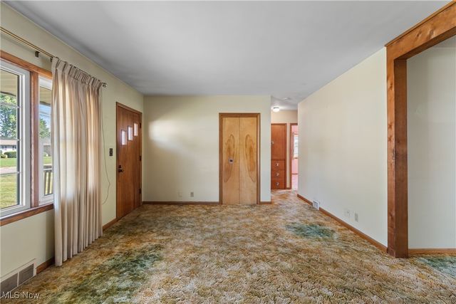 1638 Harden Drive, Barberton, OH 44203