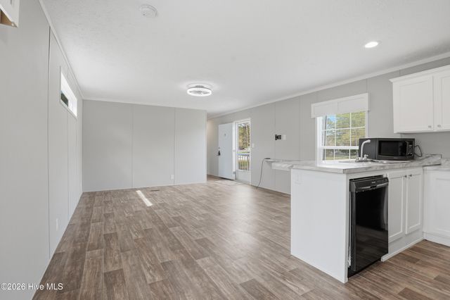 203 Hadnot Drive, Swansboro, NC 28584