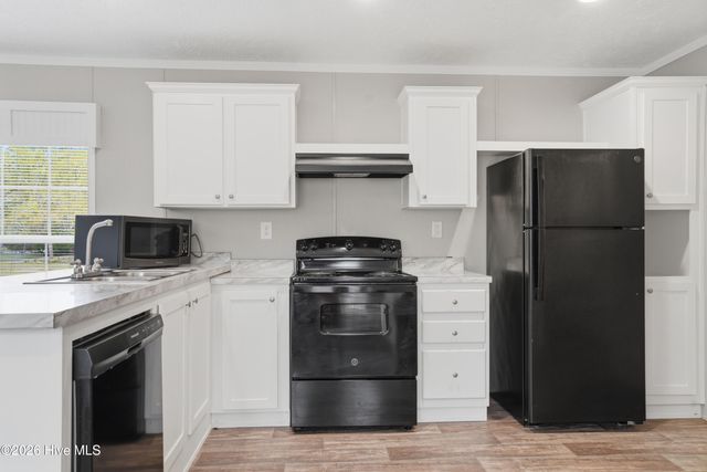 203 Hadnot Drive, Swansboro, NC 28584