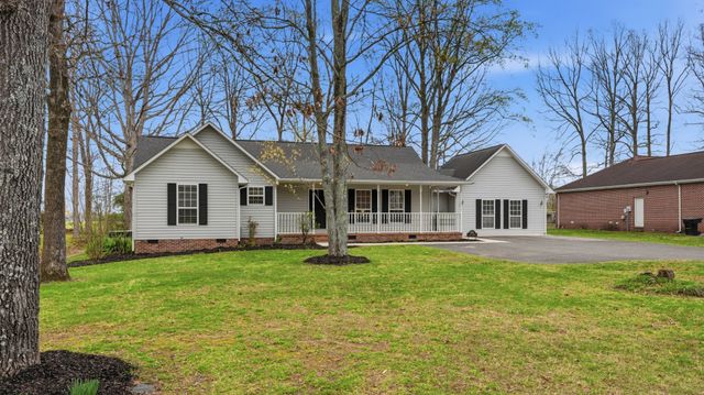 203 Marks Ave, Tullahoma, TN 37388