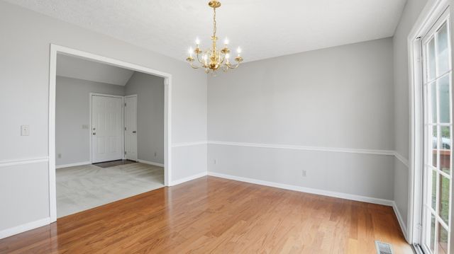 203 Marks Ave, Tullahoma, TN 37388