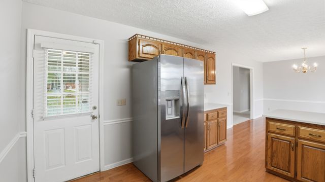 203 Marks Ave, Tullahoma, TN 37388