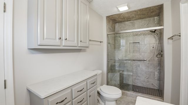 203 Marks Ave, Tullahoma, TN 37388