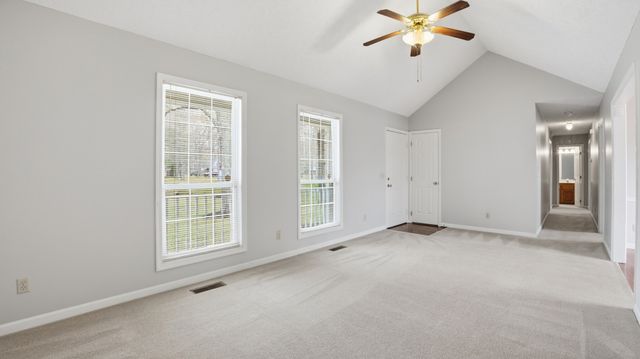 203 Marks Ave, Tullahoma, TN 37388