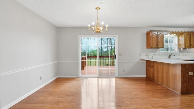 203 Marks Ave, Tullahoma, TN 37388