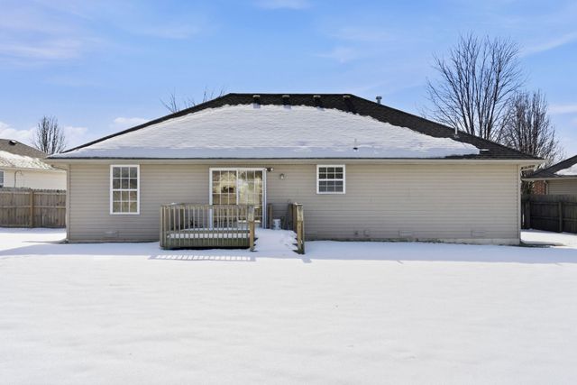 1901 E Overland Drive, Ozark, MO 65721