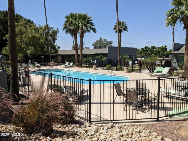 7141 N 16th Street 212, Phoenix, AZ 85020