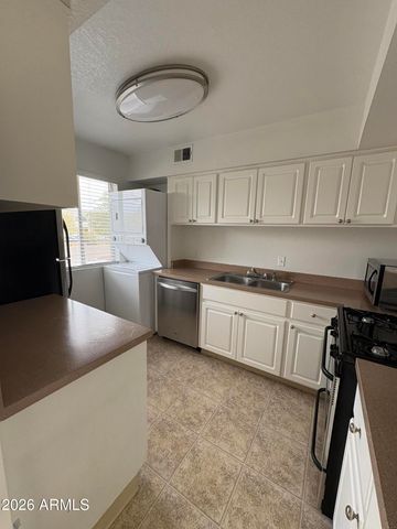 7141 N 16th Street 212, Phoenix, AZ 85020