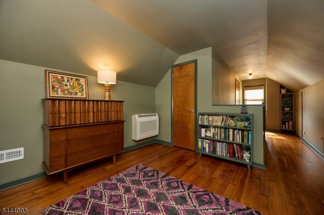 745 Mclaughlin Pl, City Of Orange Twp., NJ 07050