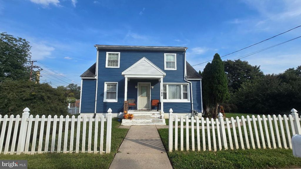 140 ROBBINS AVE, EWING, NJ 08638 — exterior