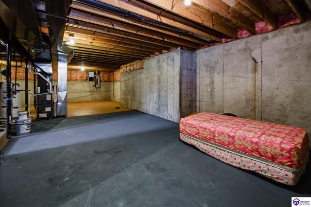 3411 E Hebron Lane, Shepherdsville, KY 40165